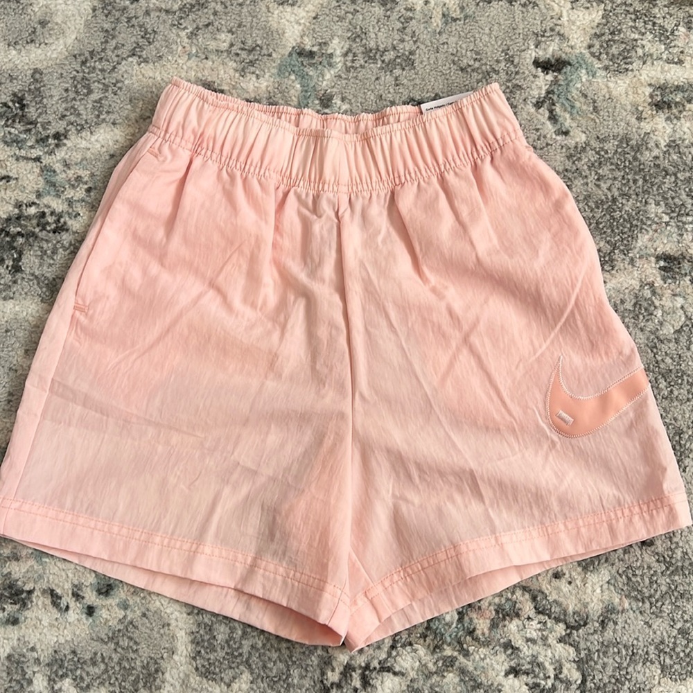 Nike High Rise Shorts - Picture 1 of 10